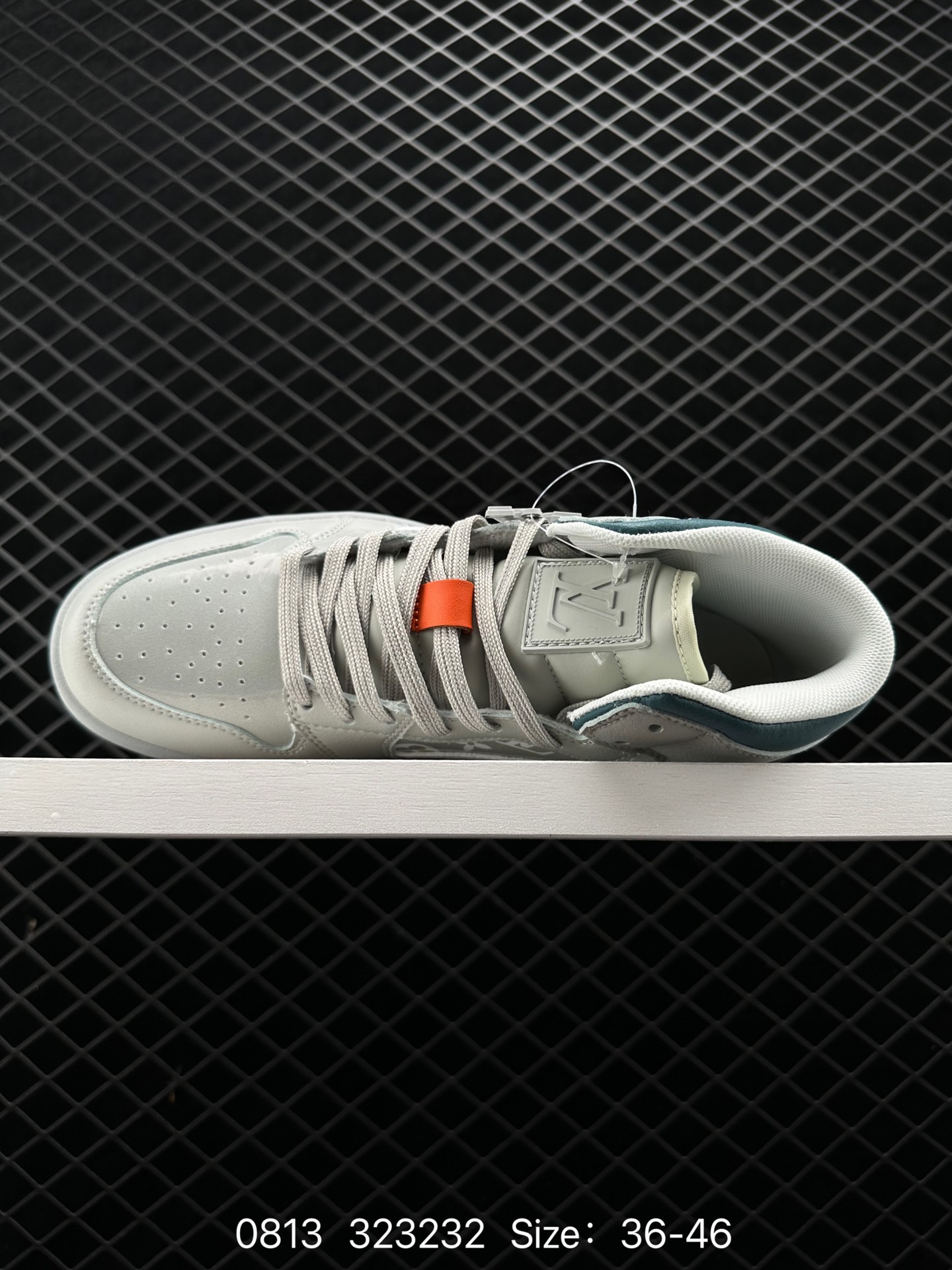 Air Jordan 1 Mid  AJ1